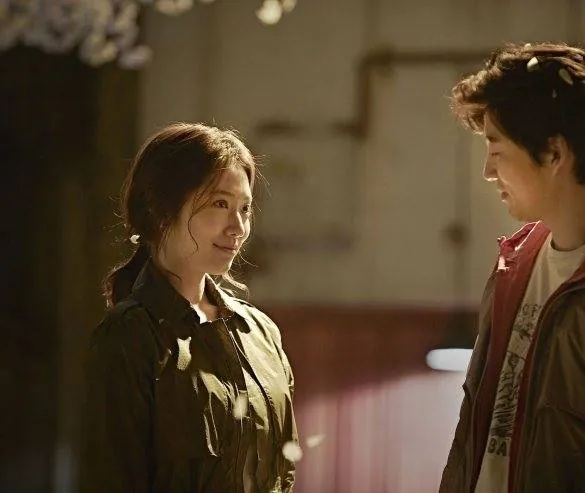 Любовь на камень-ножницы-бумага (2013) скачать торрент бесплатно Любовь на камень-ножницы-бумага (2013) фильм скачать торрент бесплатно