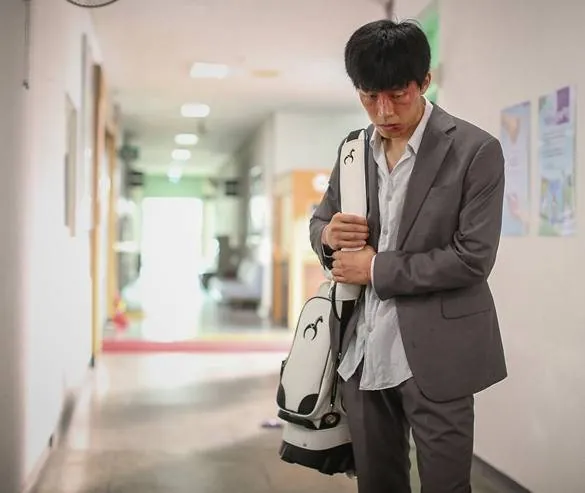 Сумка с деньгами (2018) скачать торрент файл Сумка с деньгами (2018) фильм скачать торрент файл