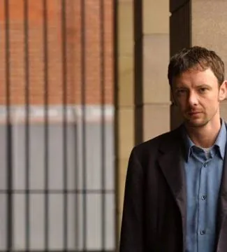 Большая игра (2003) скачать торрент бесплатно Большая игра (2003) сериал скачать торрент бесплатно