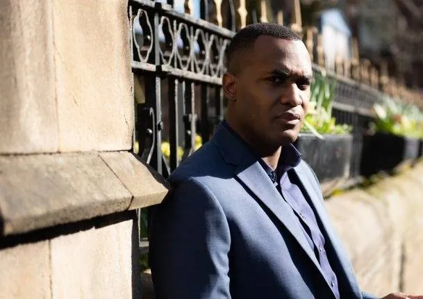 Незнакомка (2020) 1 сезон 1-6,7,8 серия скачать торрент файл Незнакомка (2020) сериал 1-6,7,8 серию 1 сезона скачать торрент файл