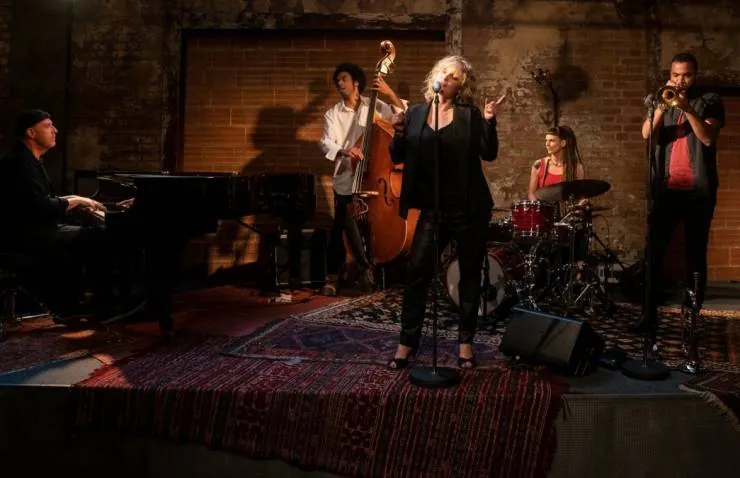 Бар «Эдди» (2020) 1 сезон 1-6,7,8 серия в хорошем качестве скачать торрент файл Бар «Эдди» (2020) сериал 1-6,7,8 серию 1 сезона в хорошем качестве скачать торрент файл