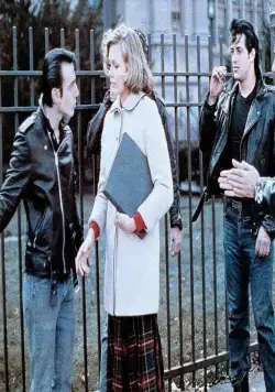 Лорды Флэтбуша (1974) скачать торрент бесплатно Лорды Флэтбуша (1974) фильм скачать торрент бесплатно