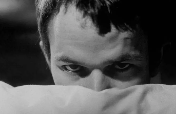 Кулаки в кармане (1965) скачать торрент бесплатно Кулаки в кармане (1965) фильм скачать торрент бесплатно