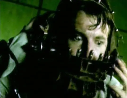 Пила (2003) скачать торрент бесплатно Пила (2003) фильм скачать торрент бесплатно