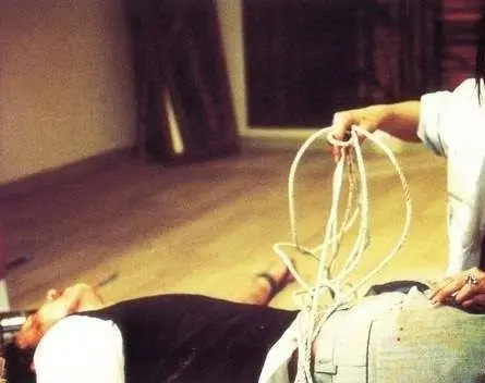 Кровавый пляж (2000) в хорошем качестве скачать торрент файл Кровавый пляж (2000) фильм в хорошем качестве скачать торрент файл