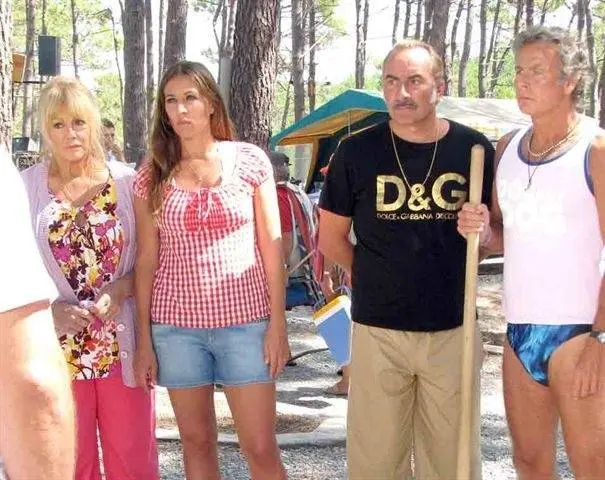 Кемпинг 2 (2010) скачать торрент бесплатно Кемпинг 2 (2010) фильм скачать торрент бесплатно