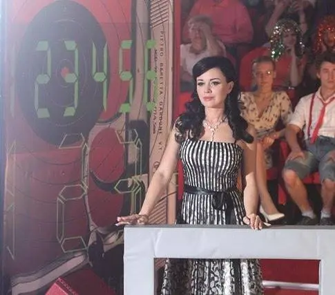 Аманда О (2010) 1 сезон 1-18,19,20 серия скачать торрент бесплатно Аманда О (2010) сериал 1-18,19,20 серию 1 сезона скачать торрент бесплатно