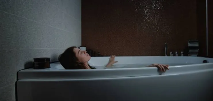 Под водой (2018) в хорошем качестве скачать торрент файл Под водой (2018) фильм в хорошем качестве скачать торрент файл