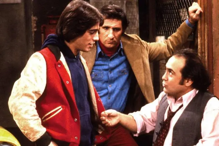 Такси (1978) 1-5 сезон 1-22,23,24 серия в хорошем качестве скачать торрент файл Такси (1978) сериал 1-22,23,24 серию 1-5 сезона в хорошем качестве скачать торрент файл