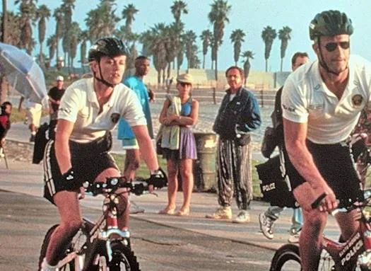 Полицейские на велосипедах (1996) 1-5 сезон 1-20,21,22 серия скачать торрент бесплатно Полицейские на велосипедах (1996) сериал 1-20,21,22 серию 1-5 сезона скачать торрент бесплатно