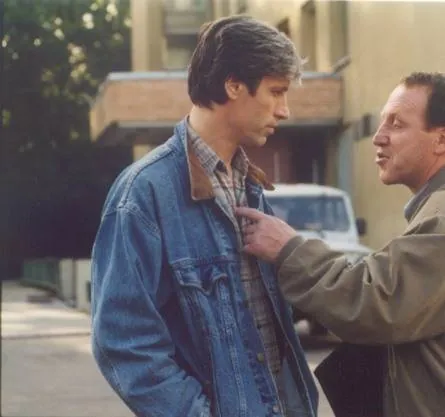 Тайный знак (2001) 1-3 сезон 1-6,7,8 серия скачать торрент файл Тайный знак (2001) сериал 1-6,7,8 серию 1-3 сезона скачать торрент файл