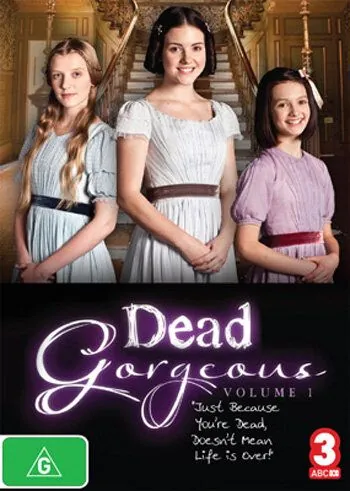 Гости из прошлого / Dead Gorgeous (2010) cериал скачать через торрет бесплатно в хорошем качестве