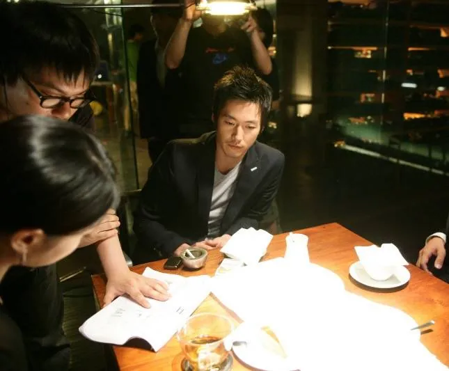 В поисках слона (2009) скачать торрент файл В поисках слона (2009) фильм скачать торрент файл