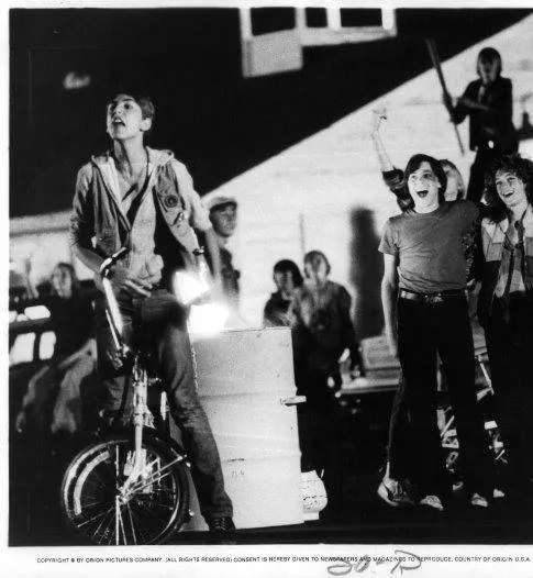 Через край (1979) скачать торрент файл Через край (1979) фильм скачать торрент файл