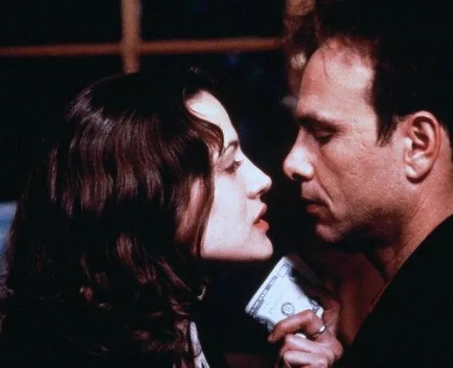 Последнее слово (1995) скачать торрент бесплатно Последнее слово (1995) фильм скачать торрент бесплатно