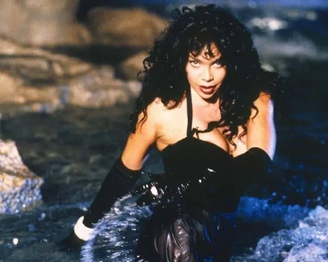 Экран-убийца (1996) скачать торрент бесплатно Экран-убийца (1996) фильм скачать торрент бесплатно