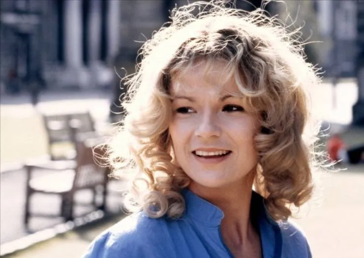 Воспитание Риты (1983) скачать торрент бесплатно Воспитание Риты (1983) фильм скачать торрент бесплатно