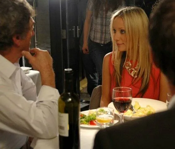 Разоблачение (2010) скачать торрент бесплатно Разоблачение (2010) фильм скачать торрент бесплатно