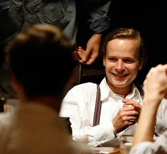 Три сезона в аду (2009) скачать торрент файл Три сезона в аду (2009) фильм скачать торрент файл