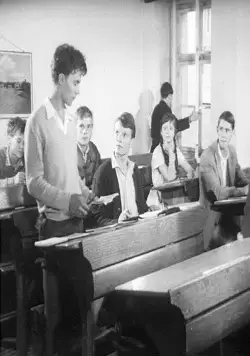 Мост (1959) скачать торрент бесплатно Мост (1959) фильм скачать торрент бесплатно