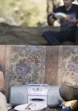 Неукротимые шлемы / Cascos indomables (2018) фильм скачать через торрет бесплатно в хорошем качестве