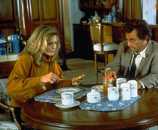 Коломбо: Загадка миссис Коломбо (1990) скачать торрент файл Коломбо: Загадка миссис Коломбо (1990) фильм скачать торрент файл