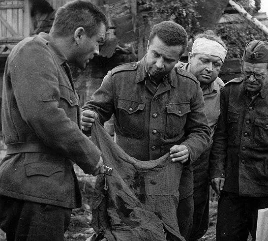 Пращник (1960) в хорошем качестве скачать торрент файл Пращник (1960) фильм в хорошем качестве скачать торрент файл