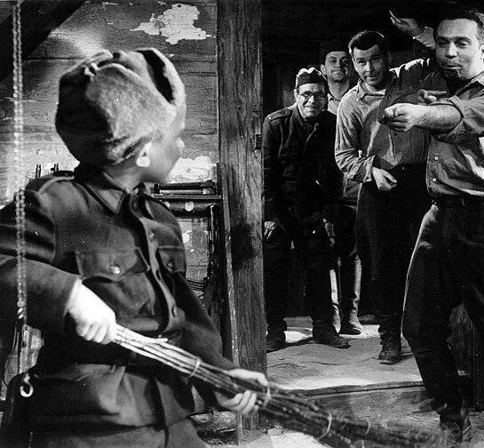 Пращник (1960) скачать торрент бесплатно Пращник (1960) фильм скачать торрент бесплатно