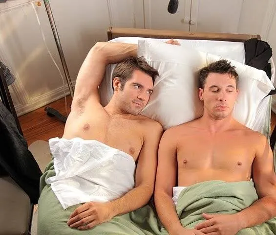 Влюбленный пациент (2011) скачать торрент бесплатно Влюбленный пациент (2011) фильм скачать торрент бесплатно