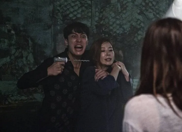 Закрытая палата (2019) скачать торрент бесплатно Закрытая палата (2019) фильм скачать торрент бесплатно