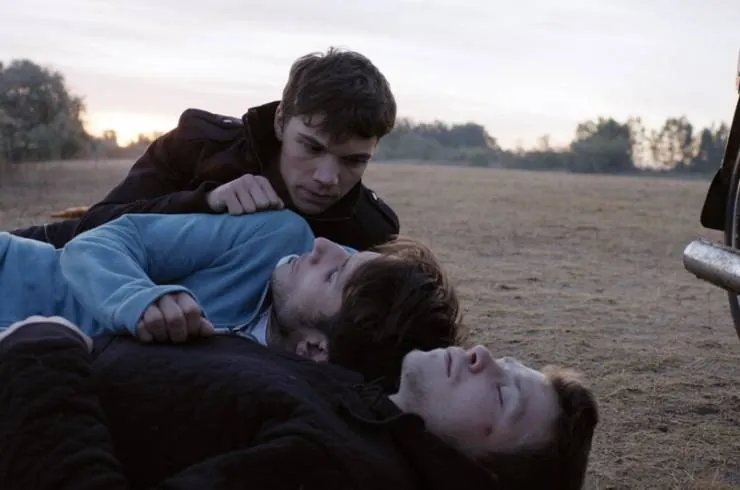 Земля гроз (2014) скачать торрент бесплатно Земля гроз (2014) фильм скачать торрент бесплатно