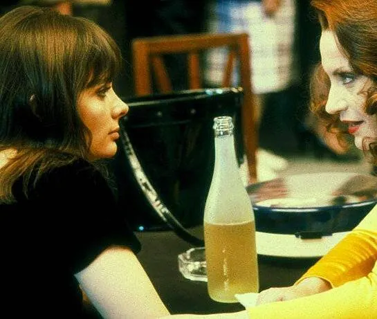 Крылья славы (1990) в хорошем качестве скачать торрент файл Крылья славы (1990) фильм в хорошем качестве скачать торрент файл