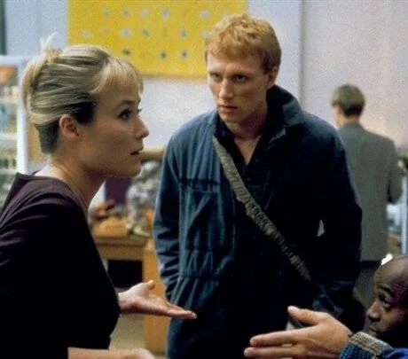 Спальни и прихожие (1998) скачать торрент файл Спальни и прихожие (1998) фильм скачать торрент файл