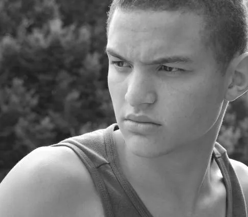 Заточка (2009) скачать торрент файл Заточка (2009) фильм скачать торрент файл