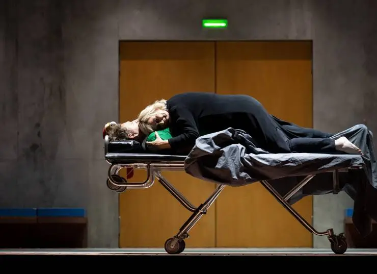 Гибель богов (2022) скачать торрент бесплатно Гибель богов (2022) фильм скачать торрент бесплатно