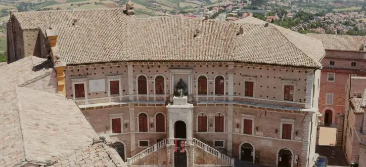 Украсть Рафаэля (2021) в хорошем качестве скачать торрент файл Украсть Рафаэля (2021) фильм в хорошем качестве скачать торрент файл