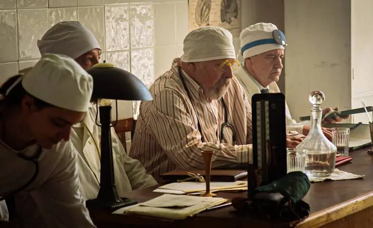 Через прицел (2022) 1 сезон 1-1,2,3,4 серия скачать торрент файл Через прицел (2022) сериал 1-1,2,3,4 серию 1 сезона скачать торрент файл