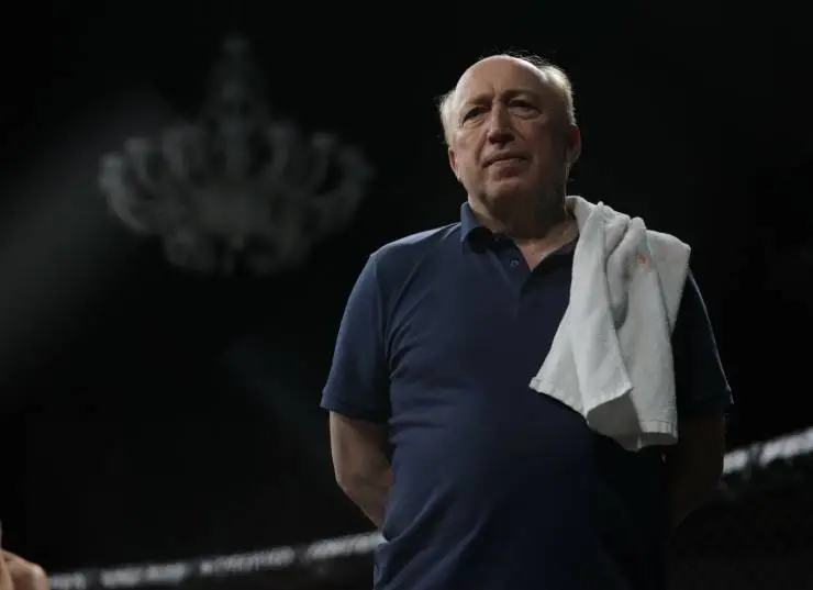 Колотушка (2022) 1 сезон 1-8,9,10 серия в хорошем качестве скачать торрент файл Колотушка (2022) сериал 1-8,9,10 серию 1 сезона в хорошем качестве скачать торрент файл