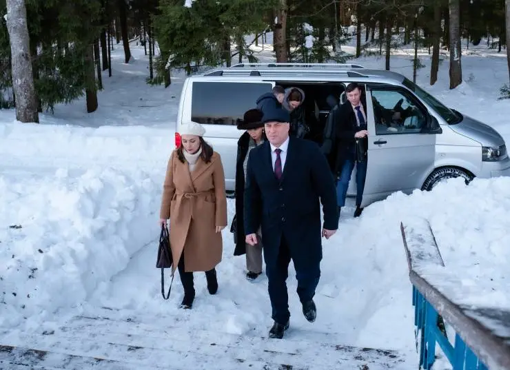 За всех в ответе (2022) 1 сезон 1-1,2,3,4 серия скачать торрент файл За всех в ответе (2022) сериал 1-1,2,3,4 серию 1 сезона скачать торрент файл