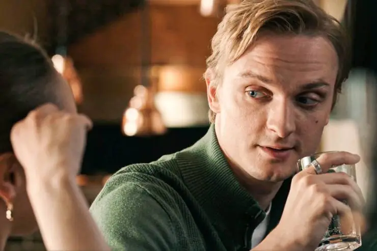 Любовь и другие иллюзии (2021) 1 сезон 1-1,2,3,4 серия скачать торрент бесплатно Любовь и другие иллюзии (2021) сериал 1-1,2,3,4 серию 1 сезона скачать торрент бесплатно