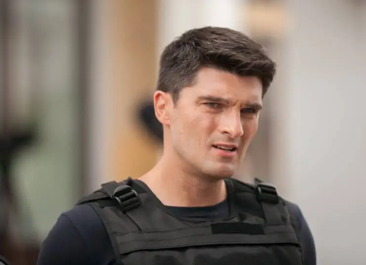 Стая (2022) 1 сезон 1-18,19,20 серия в хорошем качестве скачать торрент файл Стая (2022) сериал 1-18,19,20 серию 1 сезона в хорошем качестве скачать торрент файл