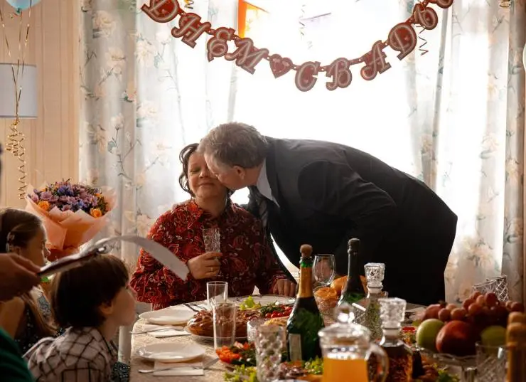 Аист на крыше (2021) 1 сезон 1-1,2,3,4 серия в хорошем качестве скачать торрент файл Аист на крыше (2021) сериал 1-1,2,3,4 серию 1 сезона в хорошем качестве скачать торрент файл