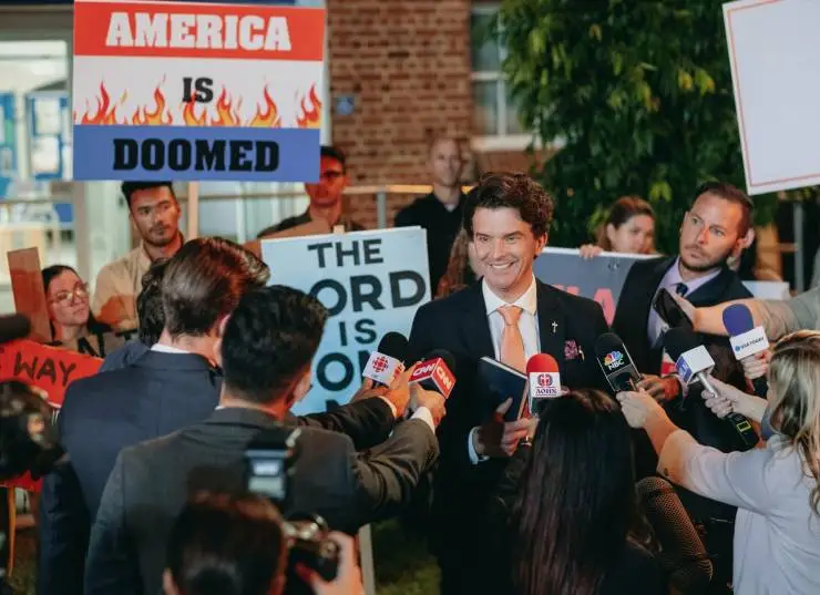 Дурак от Бога (2022) 1 сезон 1-6,7,8 серия скачать торрент файл Дурак от Бога (2022) сериал 1-6,7,8 серию 1 сезона скачать торрент файл