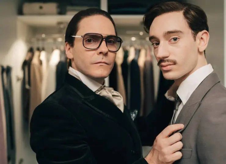 Стать Карлом Лагерфельдом (2024) 1 сезон 1-4,5,6 серия в хорошем качестве скачать торрент файл Стать Карлом Лагерфельдом (2024) сериал 1-4,5,6 серию 1 сезона в хорошем качестве скачать торрент файл