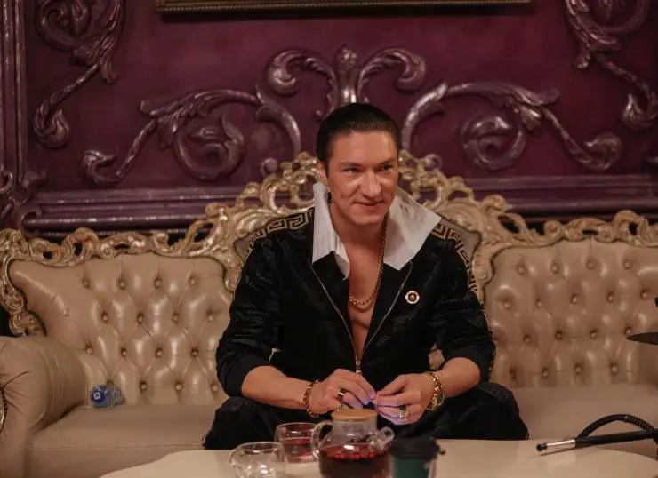 Жизнь по вызову (2022) 1-3 сезон 1-8,9,10 серия в хорошем качестве скачать торрент файл Жизнь по вызову (2022) сериал 1-8,9,10 серию 1-3 сезона в хорошем качестве скачать торрент файл