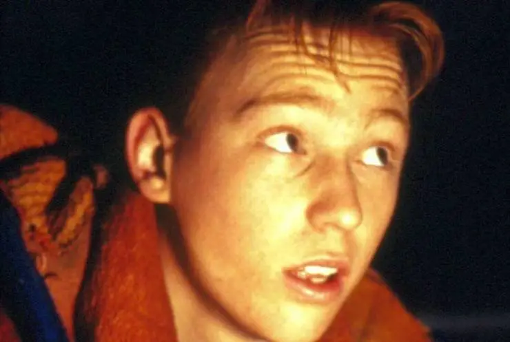 Бегство с Юпитера (1994) скачать торрент бесплатно Бегство с Юпитера (1994) сериал скачать торрент бесплатно