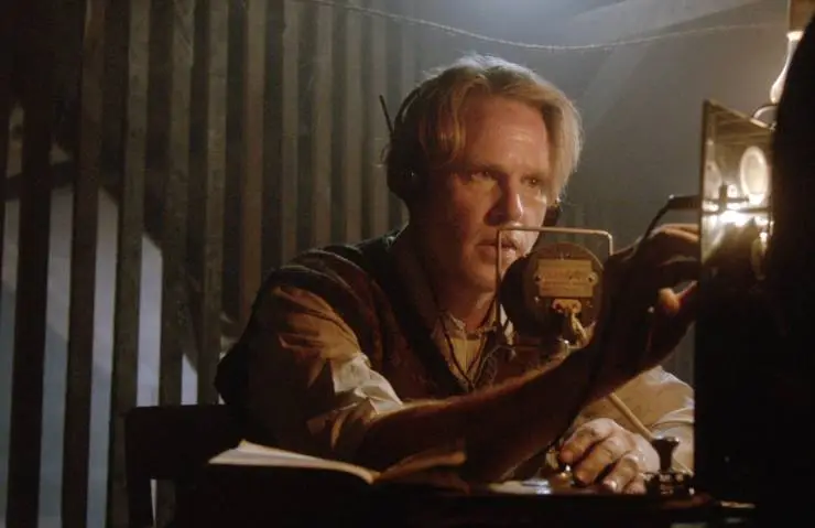 Сигналы спасения (2021) скачать торрент бесплатно Сигналы спасения (2021) фильм скачать торрент бесплатно