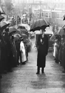 Иностранный корреспондент (1940) скачать торрент бесплатно Иностранный корреспондент (1940) фильм скачать торрент бесплатно