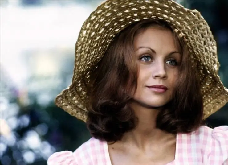 Фостин и прекрасное лето (1971) скачать торрент бесплатно Фостин и прекрасное лето (1971) фильм скачать торрент бесплатно