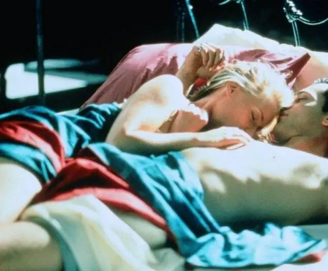 Смертельное прошлое (1995) скачать торрент файл Смертельное прошлое (1995) фильм скачать торрент файл